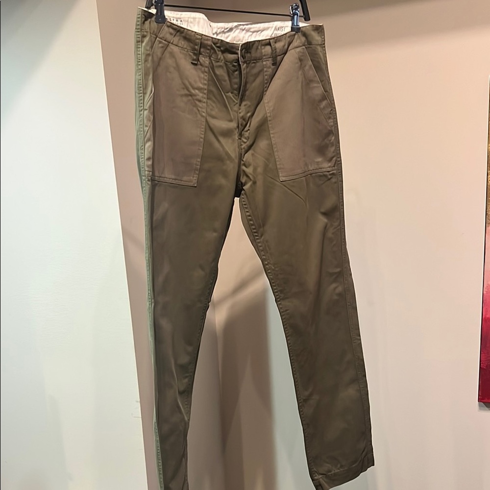 Alpha Industries Men's Olive Green Pants - Picture 2 of 4